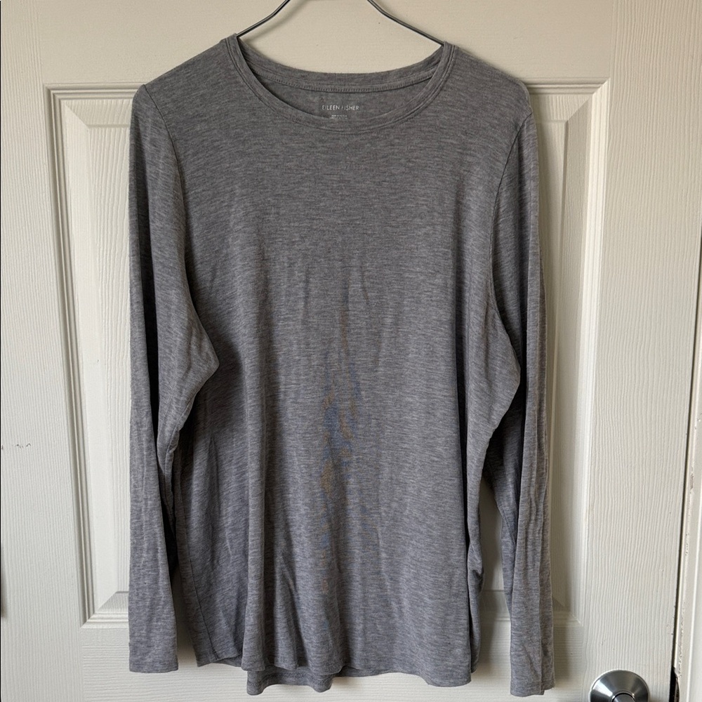 Eileen Fisher XL Long Sleeve Crewneck Shirt. Light Gray